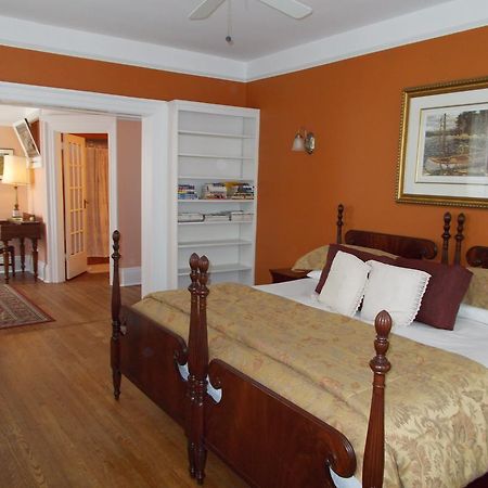 Sainte-Catherine Springbank House Inn מראה חיצוני תמונה
