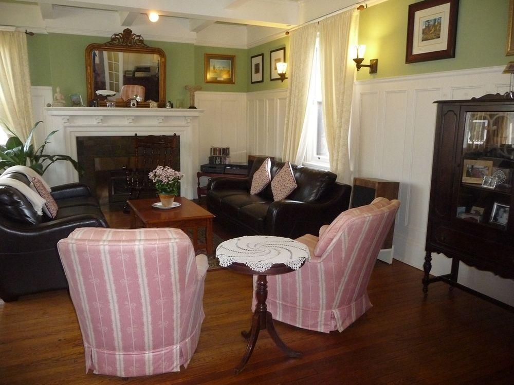 Sainte-Catherine Springbank House Inn מראה חיצוני תמונה