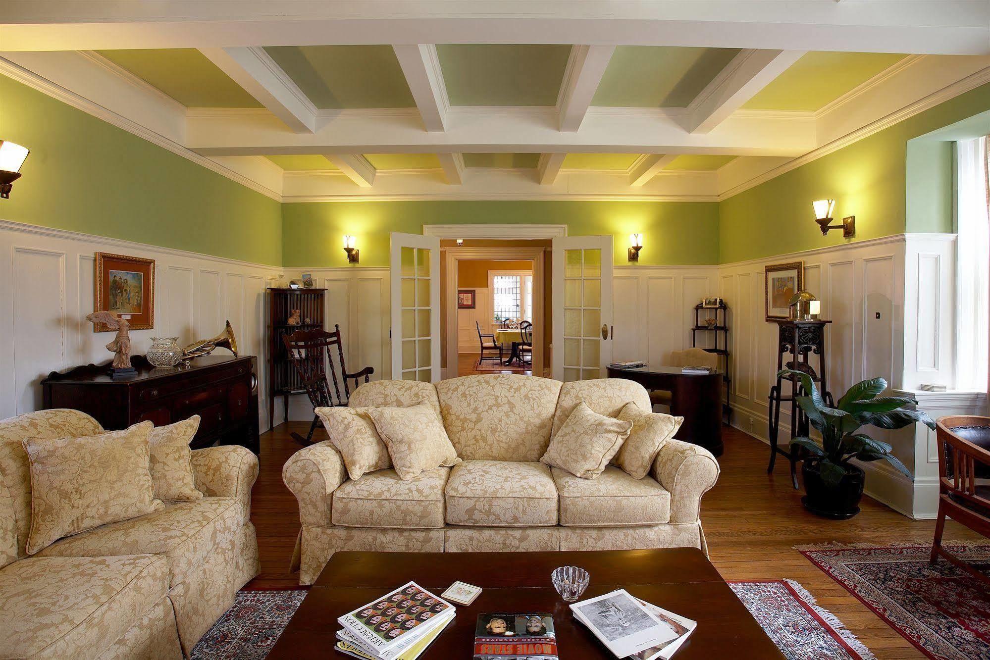 Sainte-Catherine Springbank House Inn מראה חיצוני תמונה