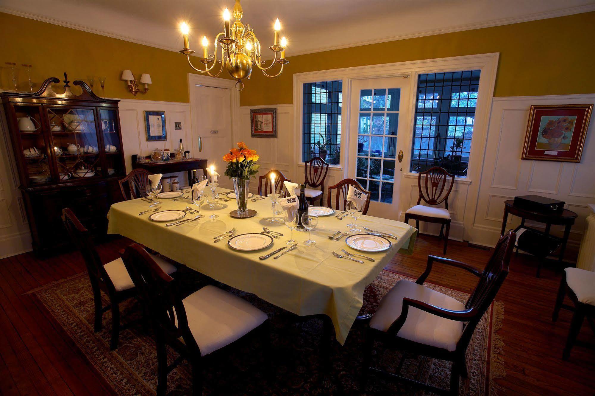 Sainte-Catherine Springbank House Inn מראה חיצוני תמונה