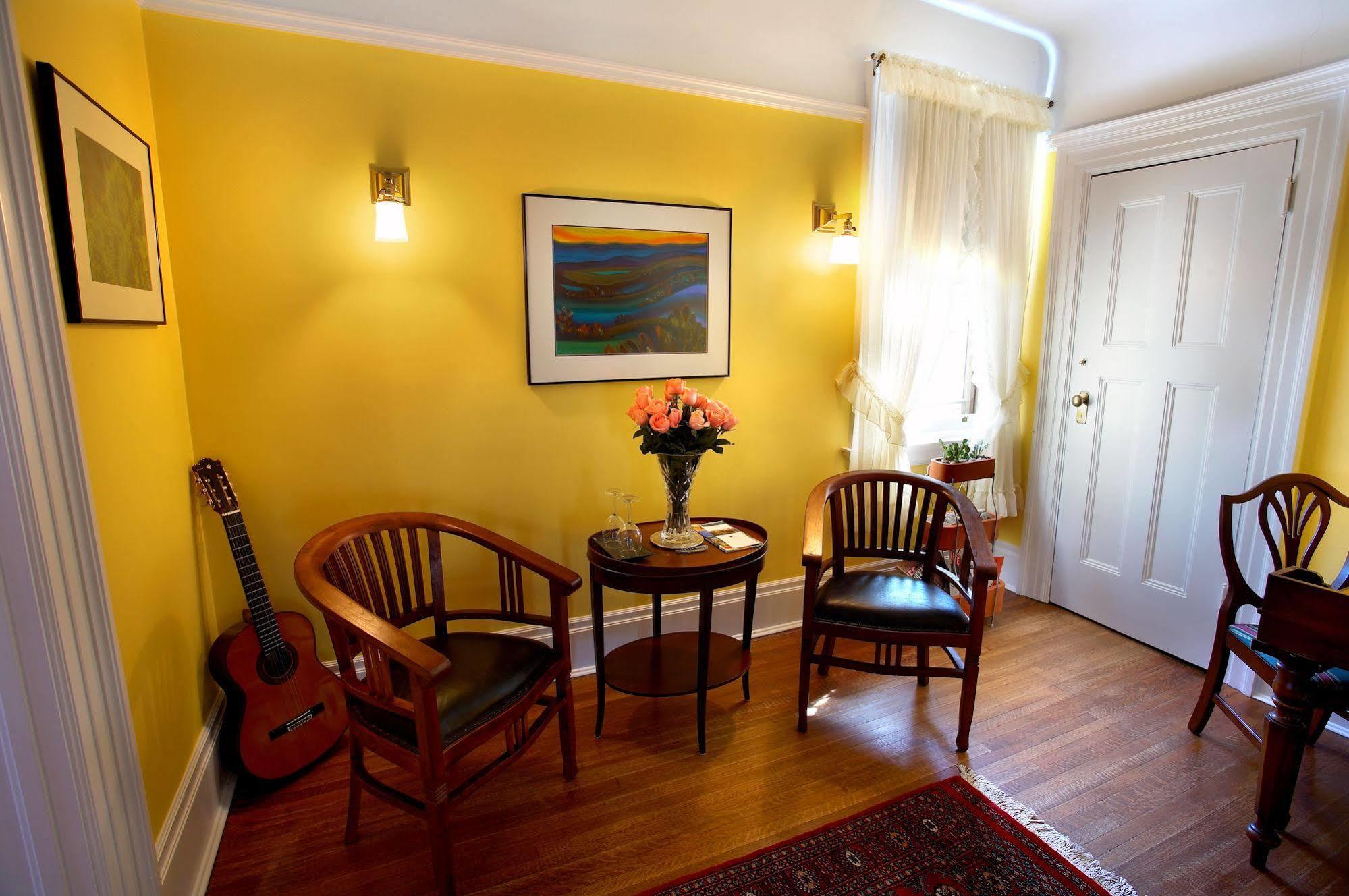 Sainte-Catherine Springbank House Inn מראה חיצוני תמונה